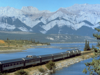 Via Canada, Connaisseurs du Voyage, Grands trains du monde