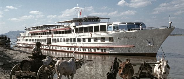 Road to Mandalay, Tours du Monde