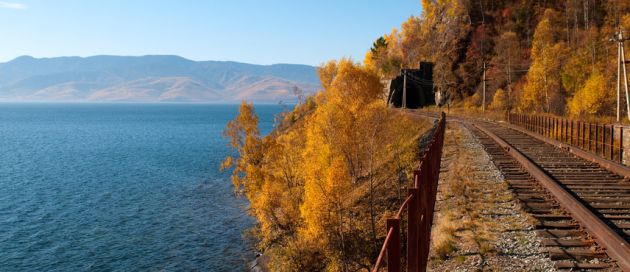 Lac Baïkal, Transsibérien  Grands Trains du Monde